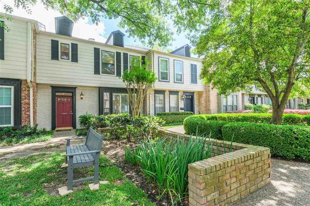 3814 Lake St - Photo 2 of 47