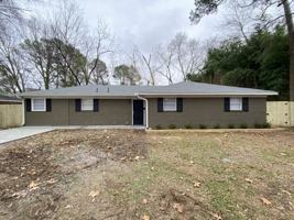 featured image of 415 Sunnymeade Dr