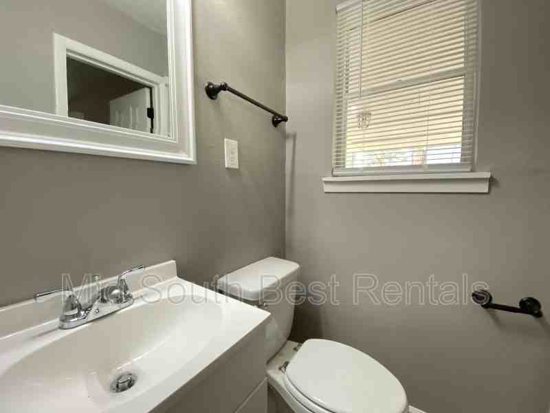 415 Sunnymeade Dr - Photo 7 of 8