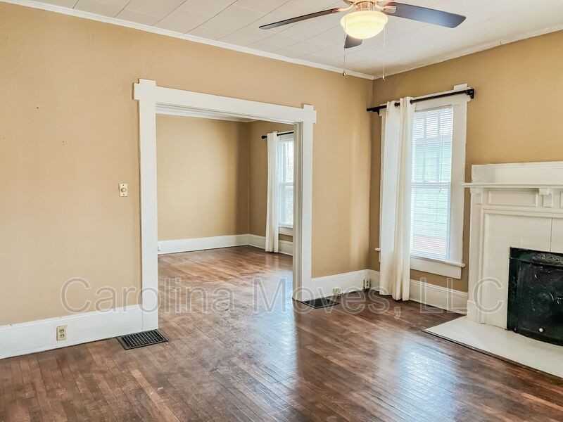 771 Maple St - Photo 5 of 22