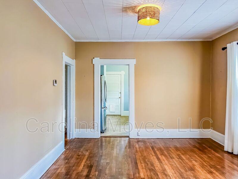 771 Maple St - Photo 6 of 22