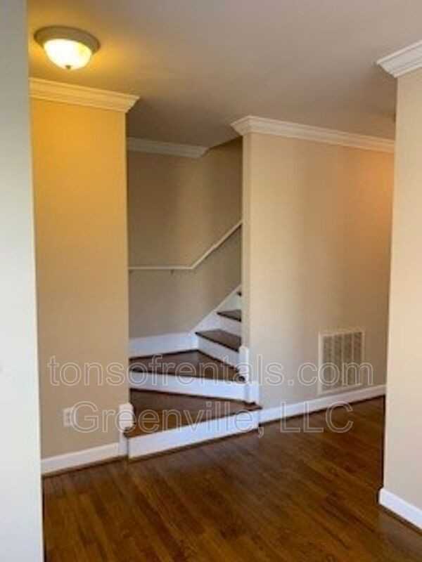 303B Dupont Dr #B - Photo 2 of 19