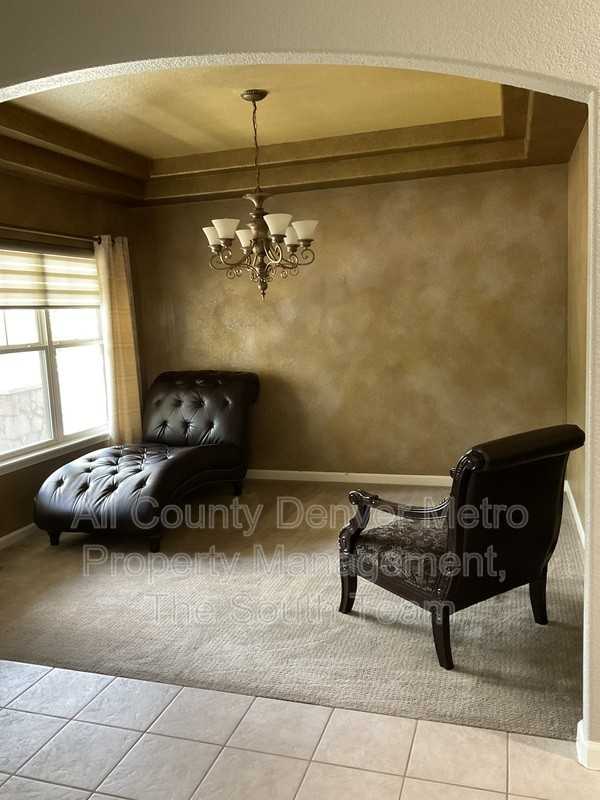 24394 E Fremont Dr - Photo 3 of 34