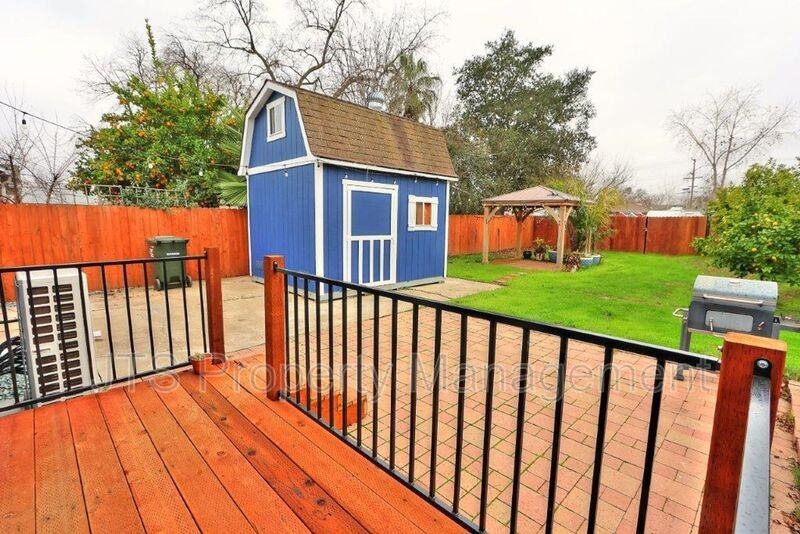 3808 38th St - Photo 3 of 47