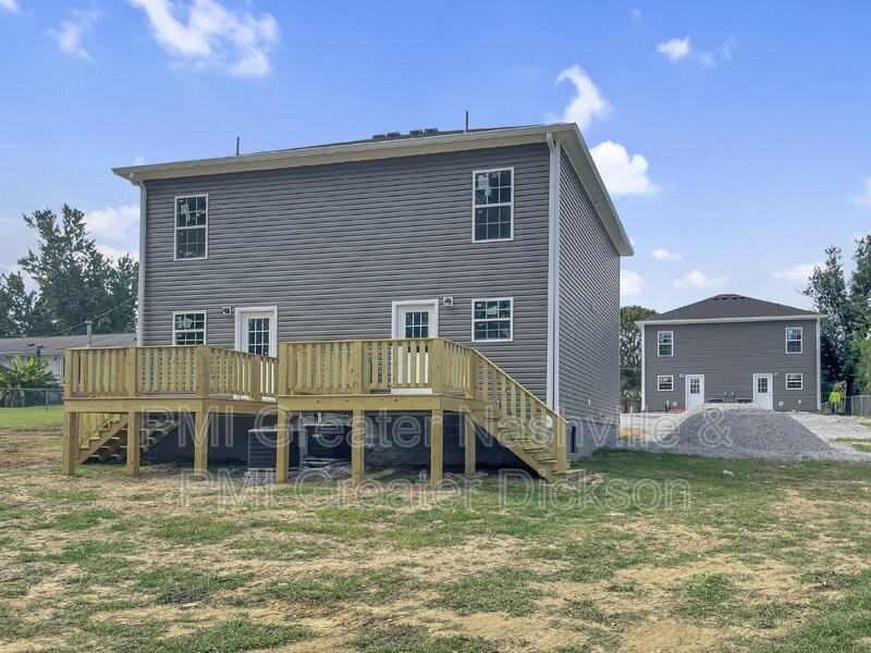 826 Old Charlotte Rd #3 - Photo 3 of 20