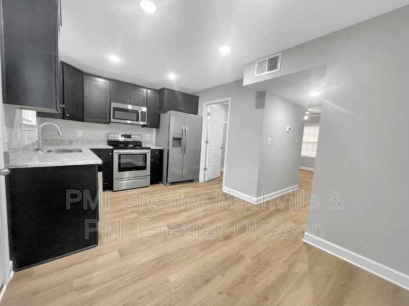 826 Old Charlotte Rd #3 - Photo 4 of 20