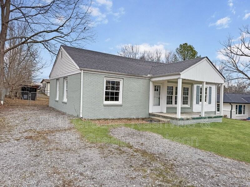 424 Church St - Photo 2 of 19