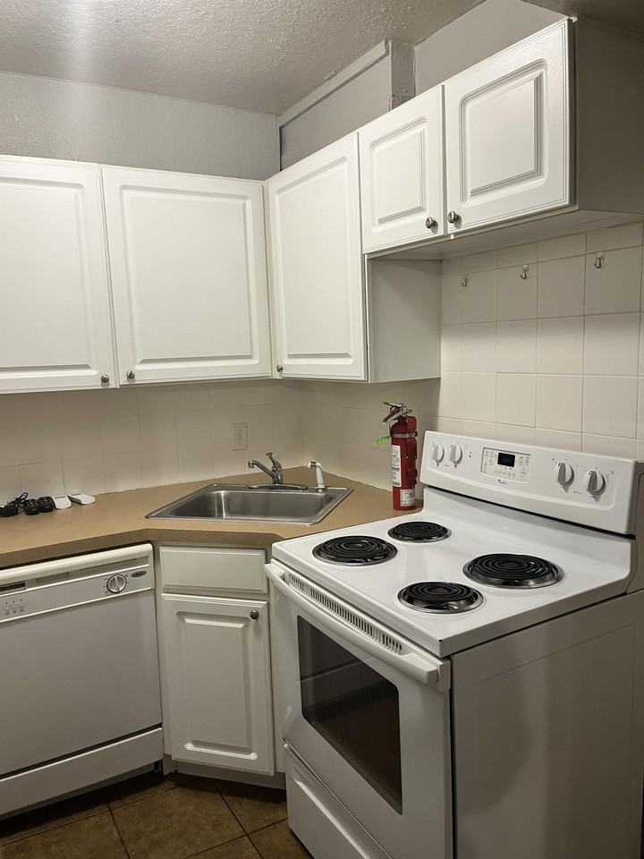 Rollins Place - Photo 2 of 16