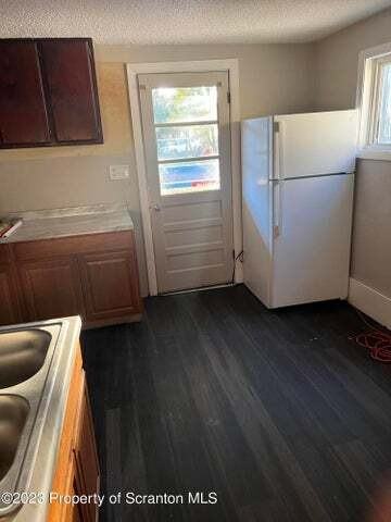 1205 Pettit Street - Photo 2 of 9