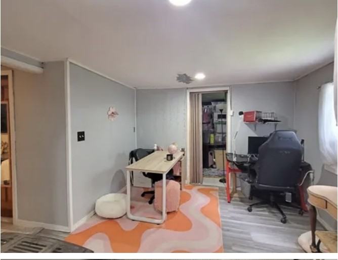 2440 Gerry St - Photo 3 of 11