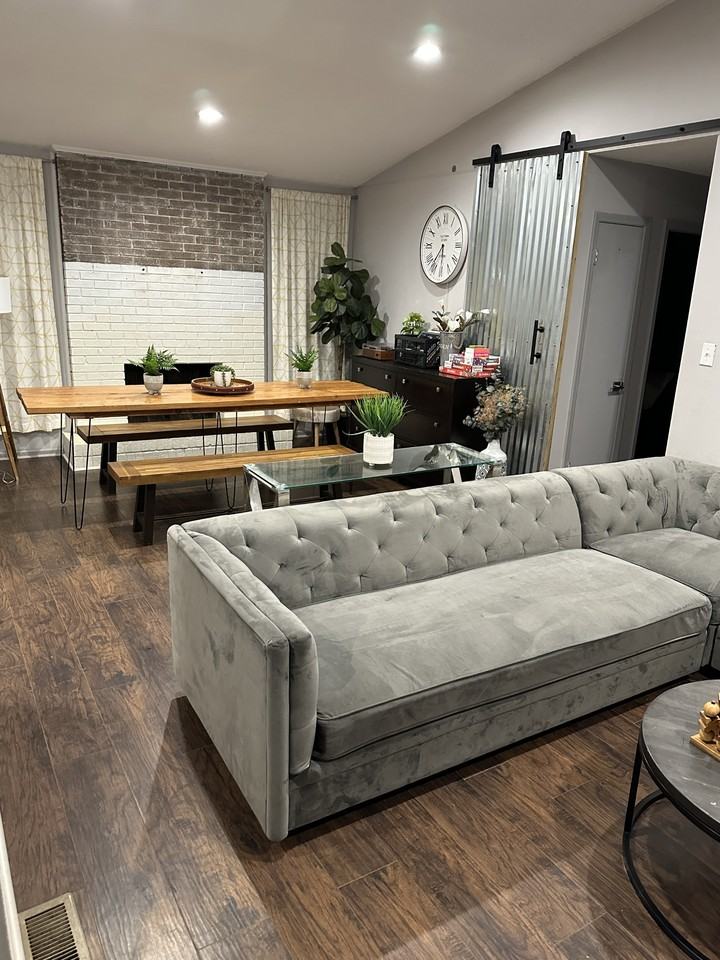 1030 Pineborough Rd - Photo 3 of 7