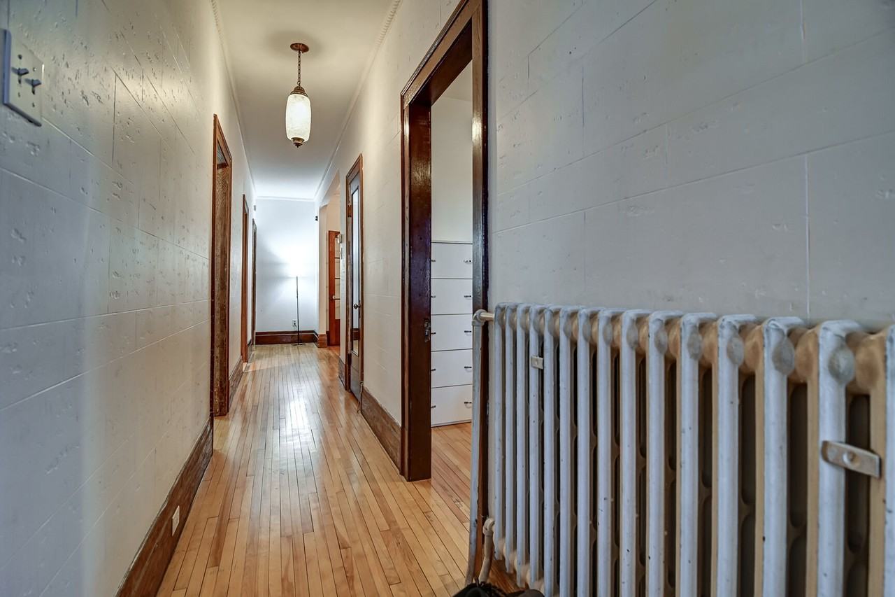 7246 Avenue Christophe-Colomb - Photo 3 of 20