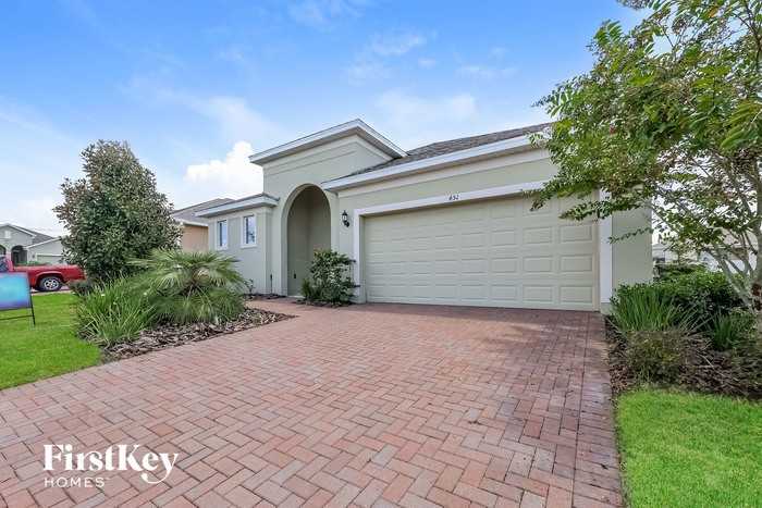 451 Aragosa Dr - Photo 2 of 15