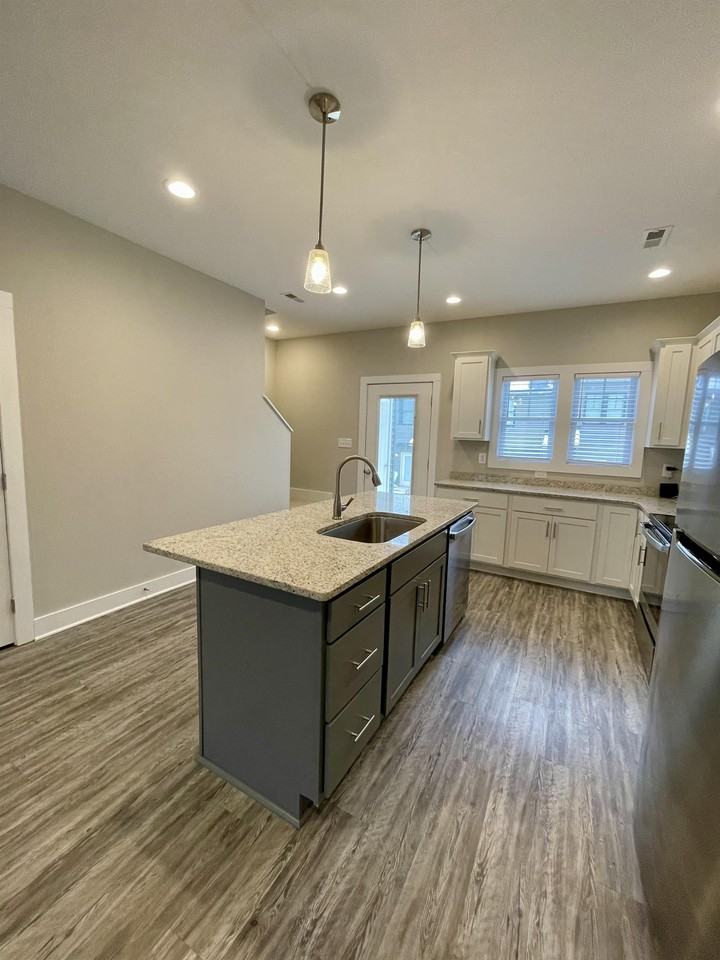 41 High St #1 - Photo 3 of 35