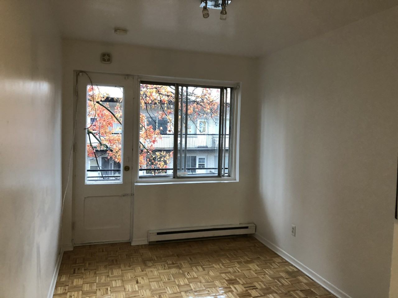 3550 Av Lorne - Photo 3 of 5