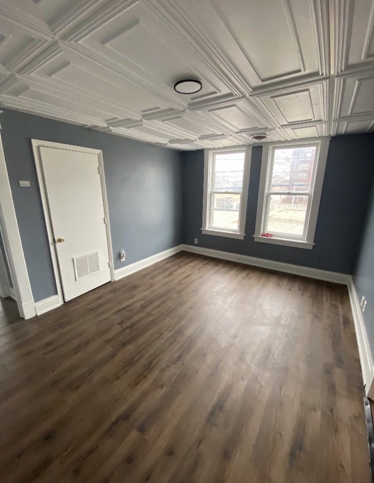 417 E Cook St #D - Photo 3 of 4