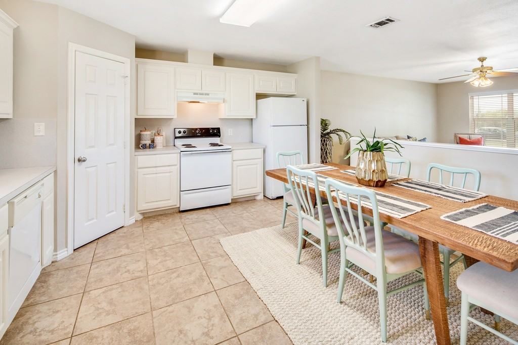 9803 Riskys Ranch Dr #9803 - Photo 4 of 18