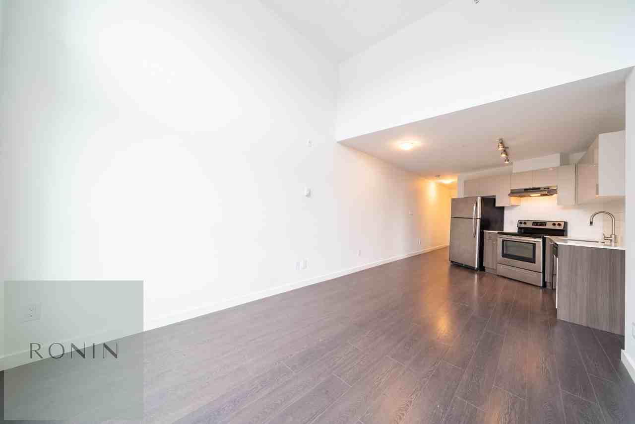 10688 140 Street #416 - Photo 6 of 14