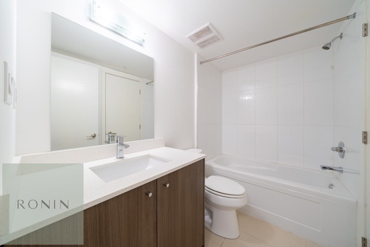 10688 140 Street - Photo 12