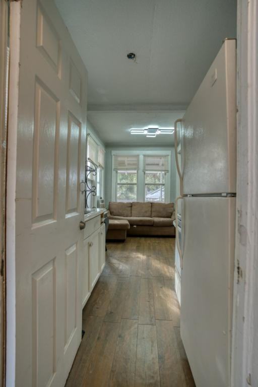 1140 Newton Ave S - Photo 7 of 15