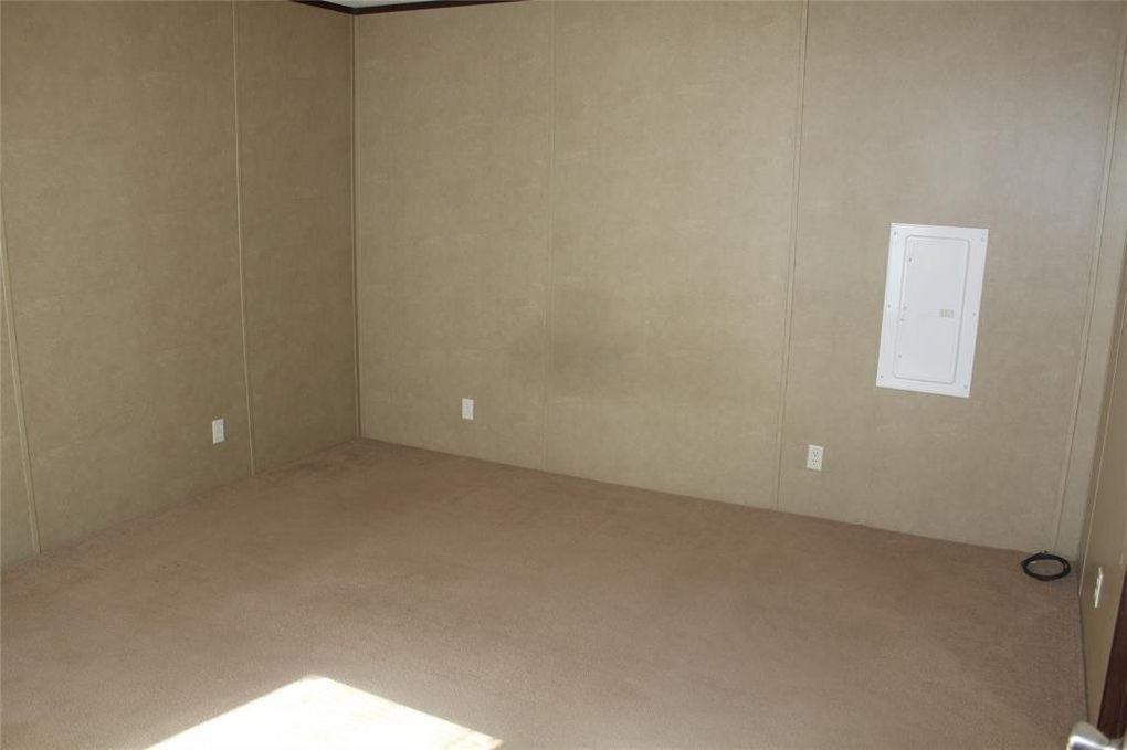 4584 Hob Warren Rd - Photo 3 of 9