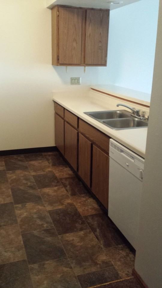 Tennyson Heights Apartments - Photo 3 of 14