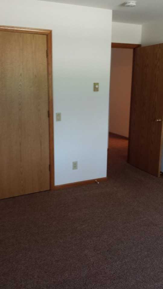 Tennyson Heights Apartments - Photo 7 of 14