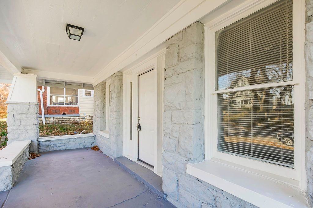 4916 Park Ave - Photo 3 of 27