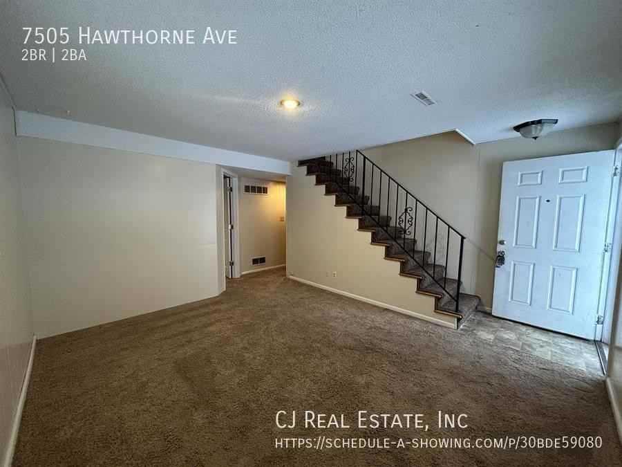 7505 Hawthorne Avenue - Photo 3 of 9