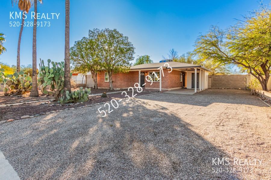 2618 E 18th St - Photo 2 of 17