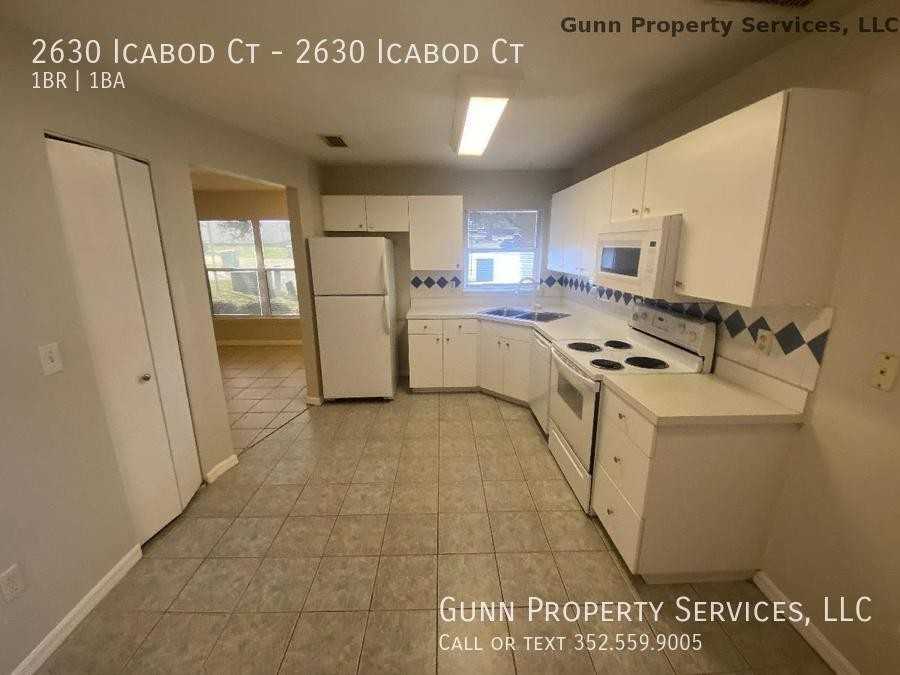 2630 Icabod Ct - Photo 4 of 11