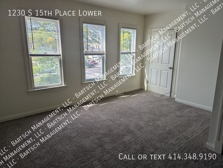1230 S 15th Pl Lowr - Photo 2 of 7