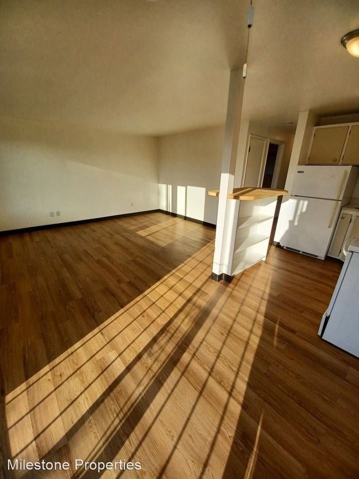 2501-2515 14th Ave W - Photo 2 of 9