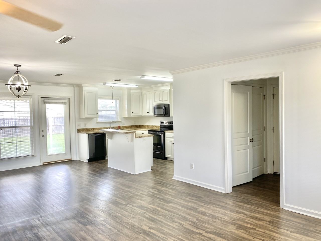 98 Mayberry Ln #NA - Photo 2 of 12