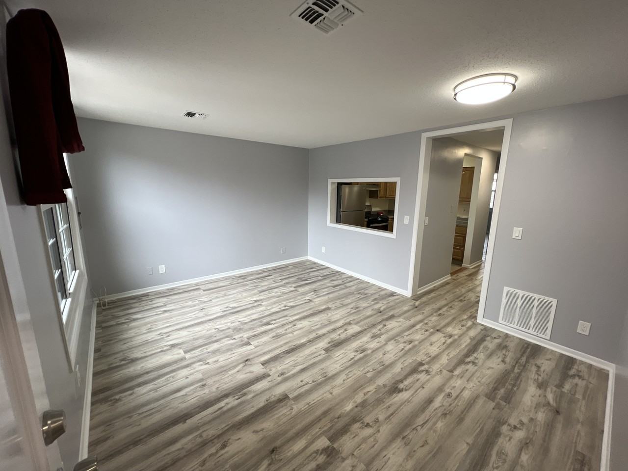 573 Fox St #1stFL - Photo 2 of 19