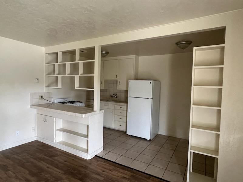 1229 Sicard St #17 - Photo 5 of 10