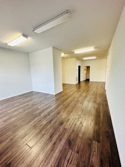 Colonial Square - Photo 4 of 29