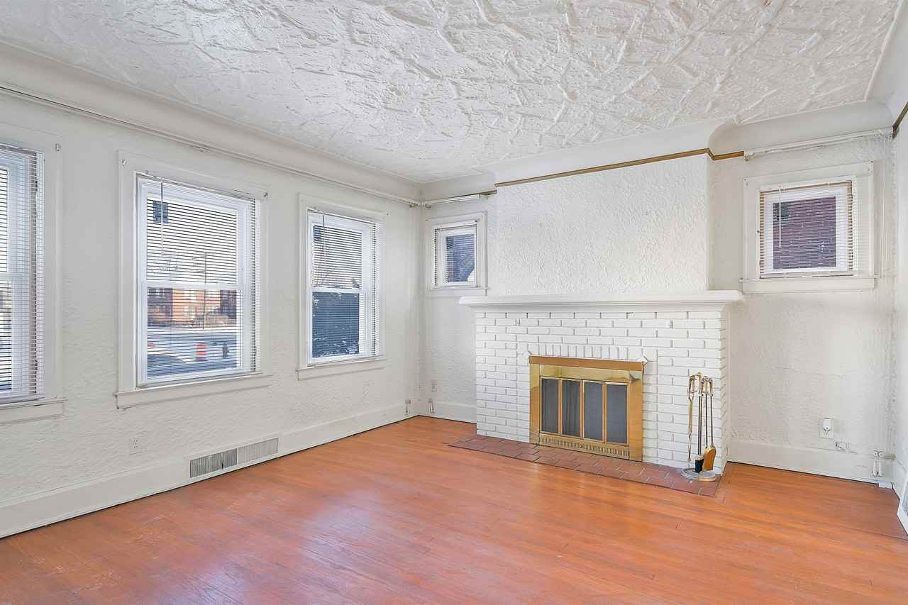 12609-12611 SANTA ROSA - 1 #1 - Photo 3 of 11