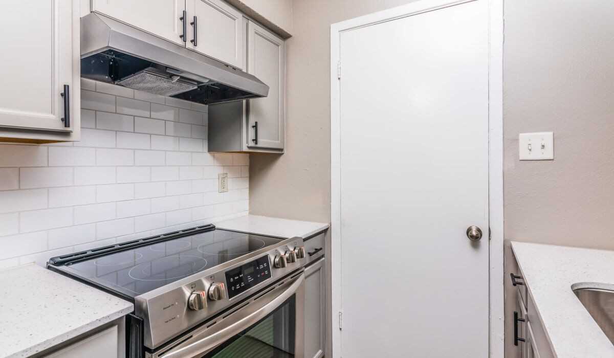 Athena Apartment - Photo 2 of 103