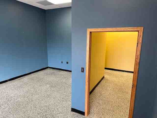 135 S Mill St #3 - Photo 3 of 11