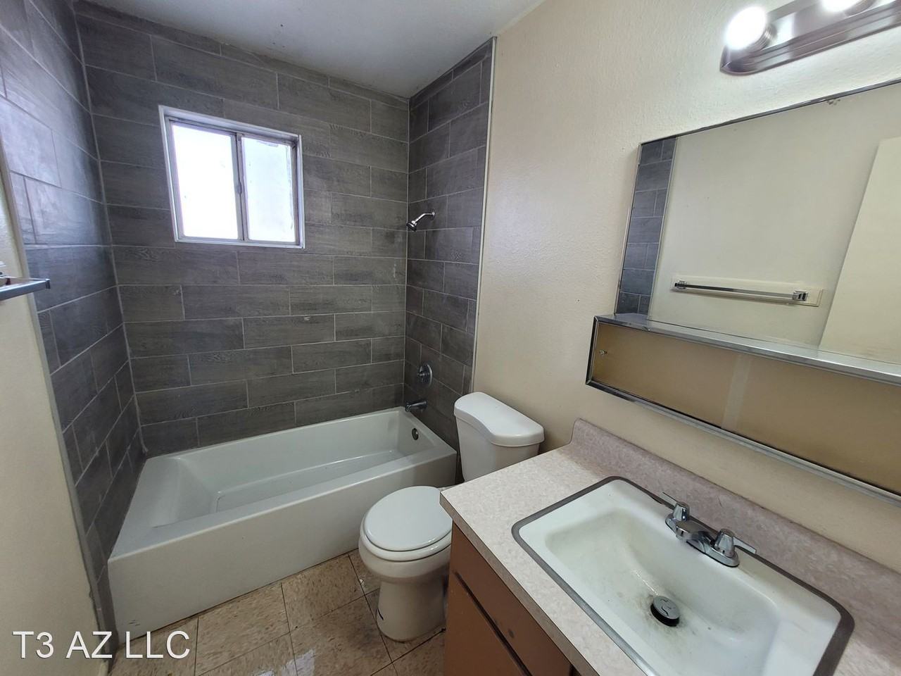 East Country Club Dr - Photo 3 of 7