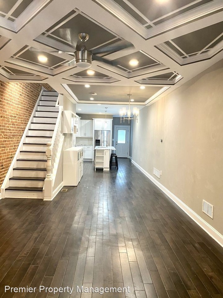 120 S Ellwood Ave - Photo 3 of 25