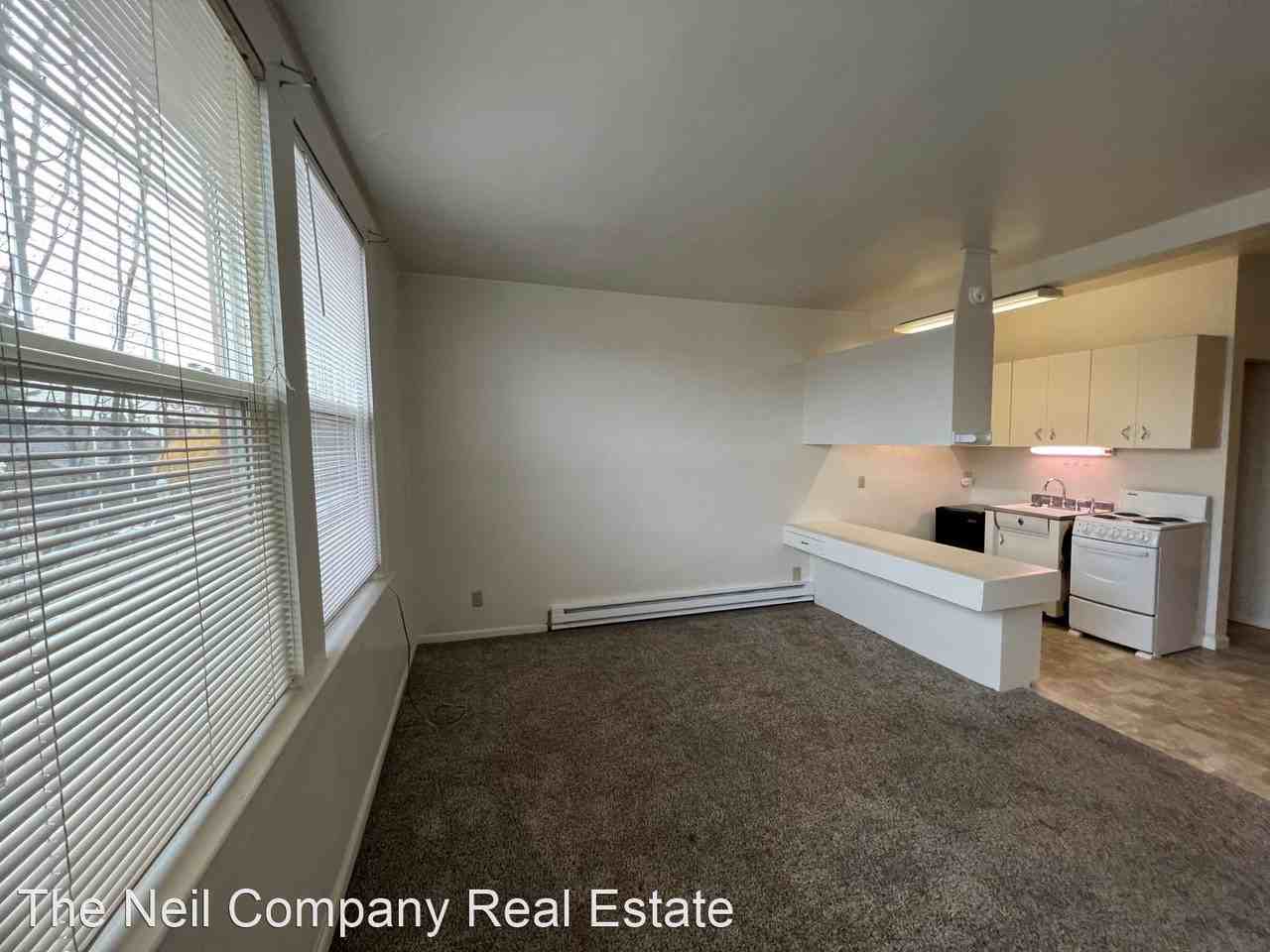 400 & 402 Jackson, 831 & 841 Douglas - Photo 2 of 7