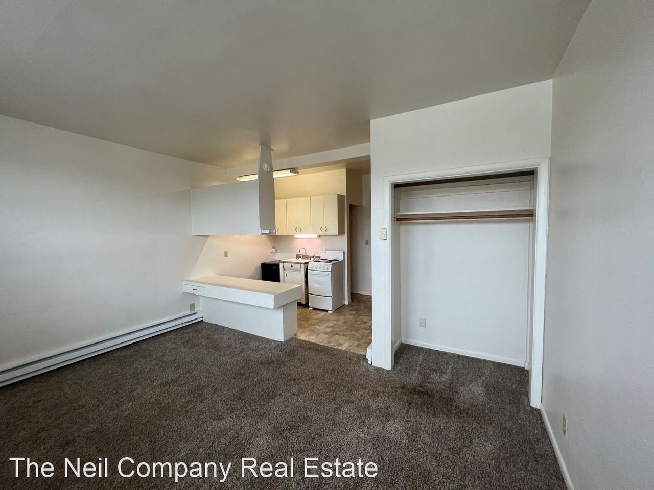 400 & 402 Jackson, 831 & 841 Douglas - Photo 3 of 7