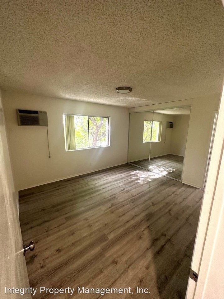 604 E. Verdugo Avenue - Photo 3 of 12