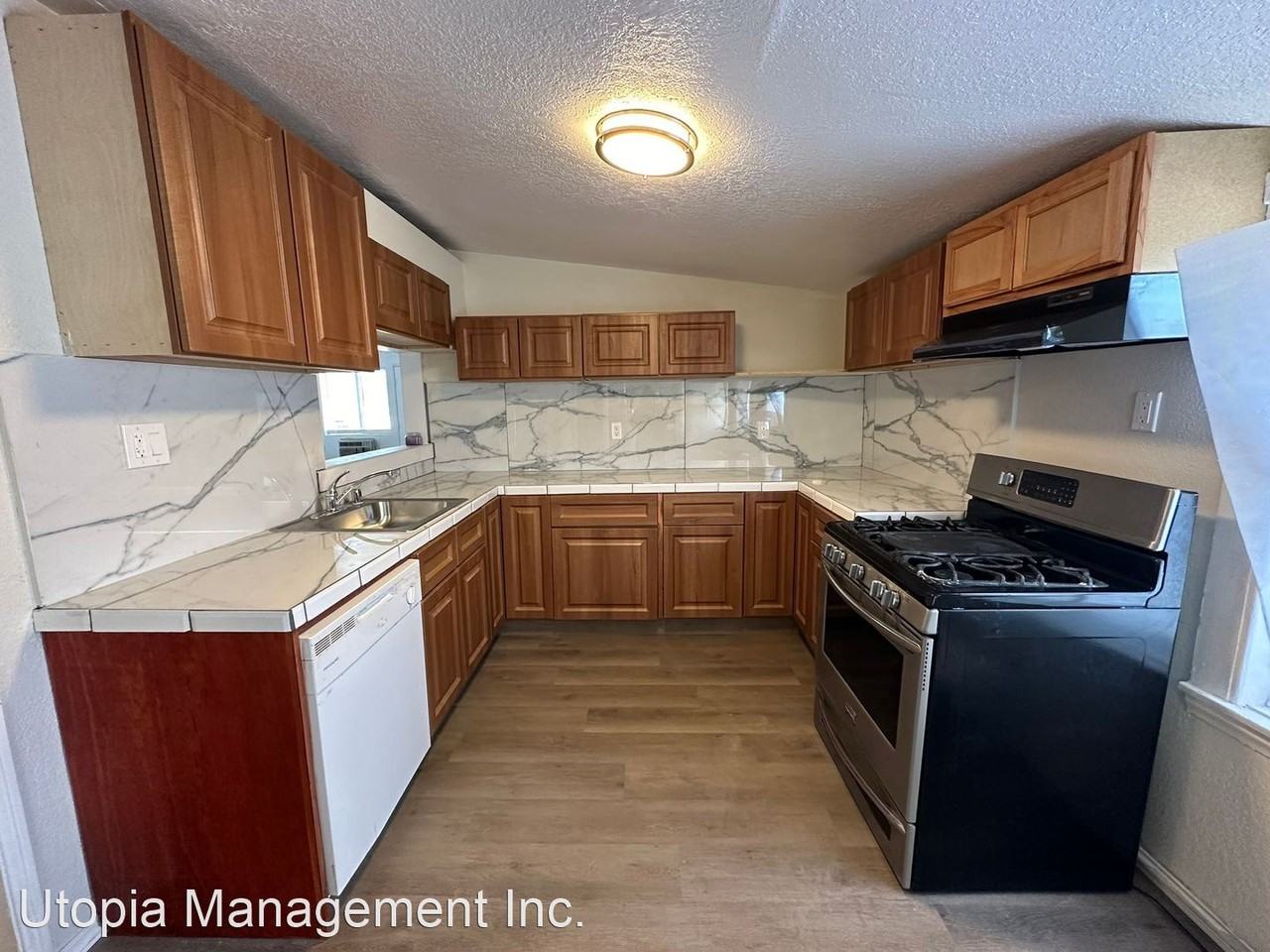 165 & 169 W. County Line Rd - Photo 3 of 16