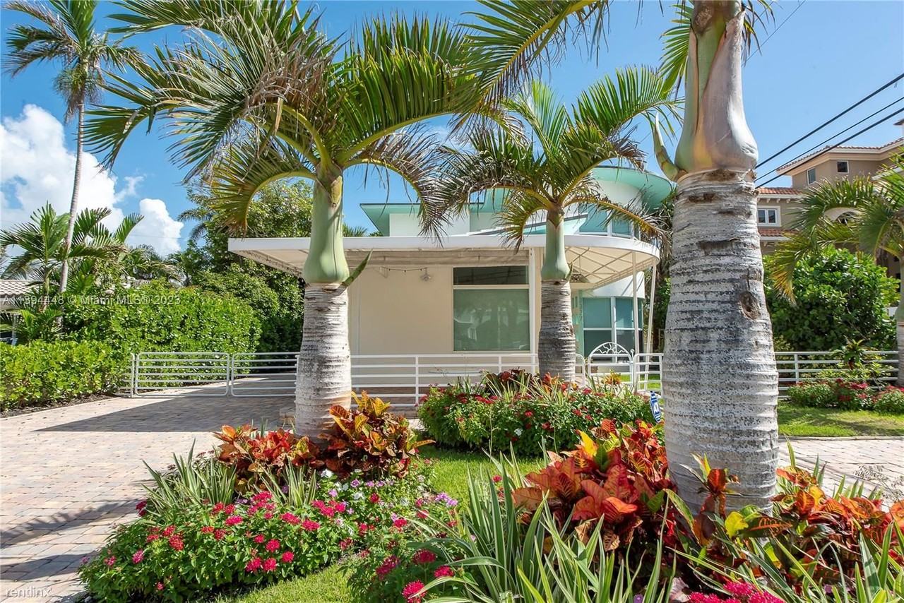 3327 Ne 15th Ct - Photo 3 of 29