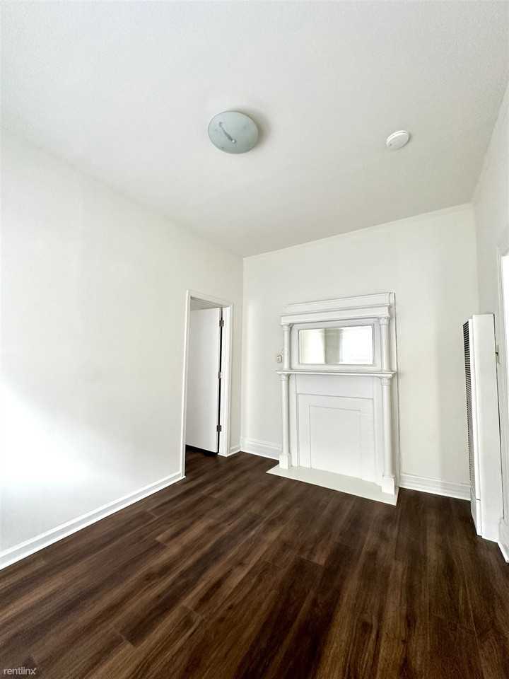 2153 15th St - Photo 2 of 11