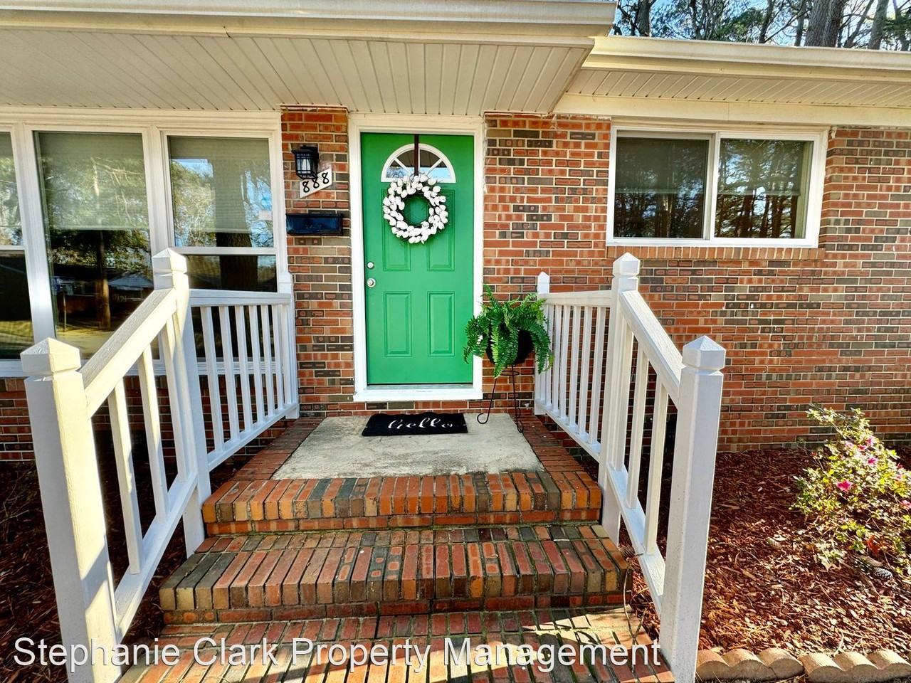 888 Corbin Rd - Photo 3 of 31