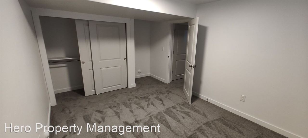 523 S Oracle St - Photo 3 of 41